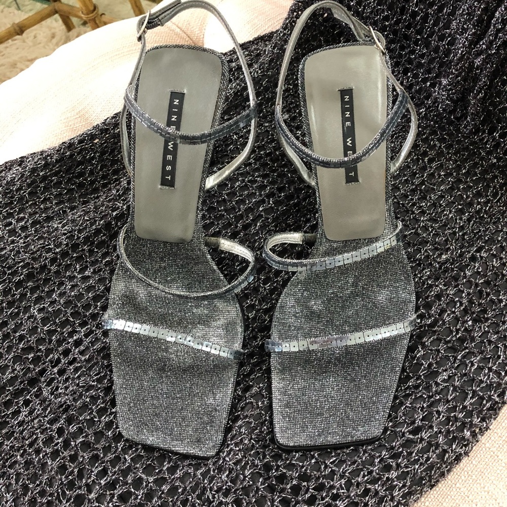 Nine West heeled sandals vintage 90s